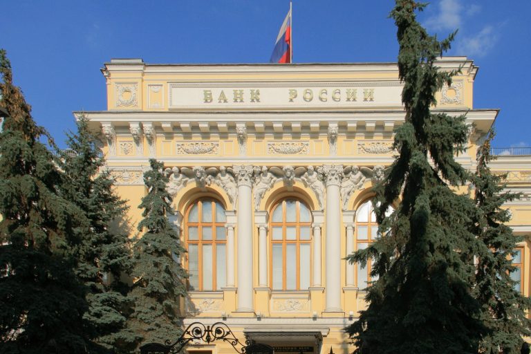 Russia to Reopen Stock Market with Strict Limits After Month-Long Closure