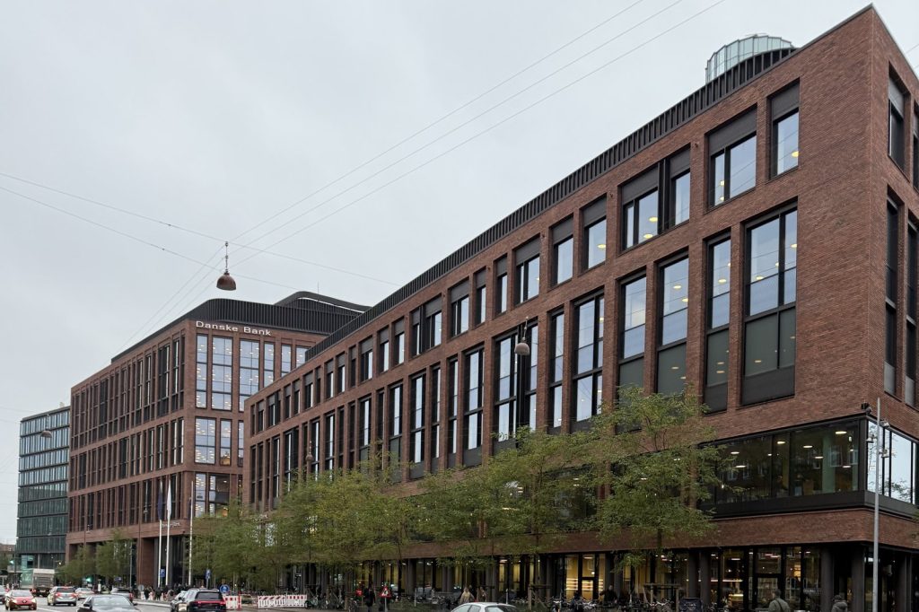 Danske Bank Pleads Guilty to \u20ac800 Billion Laundering