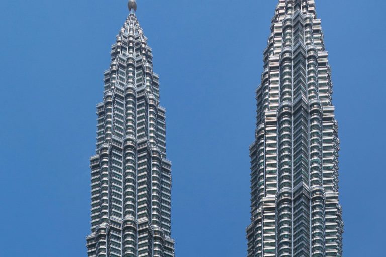 PETRONAS Partners with Phoenix Petroleum in Philippines Expansion Deal