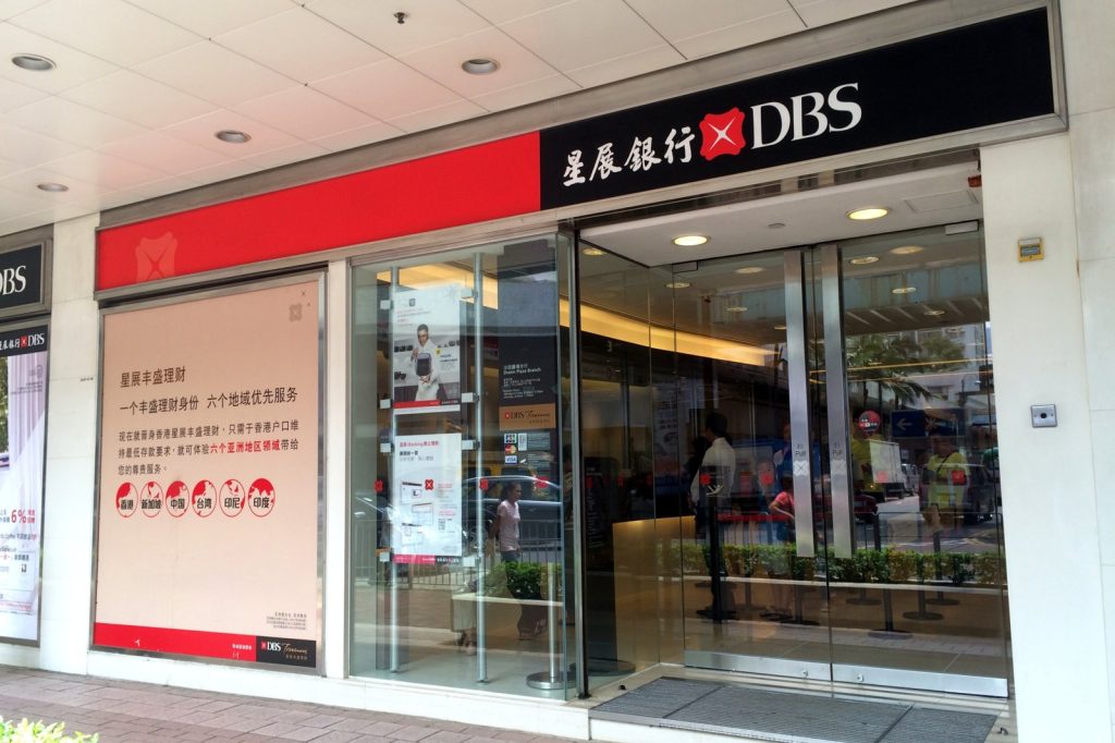 DBS Faces Singapore Penalties Over Digital-Banking Outage