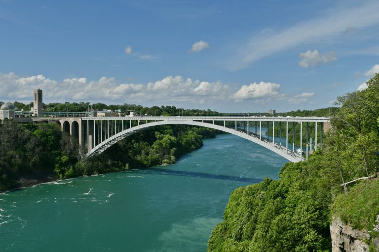 Rainbow Bridge Blast Shuts NY-Canada Crossings, Idles Trade