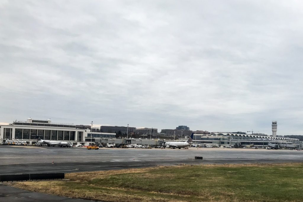 Reagan Nationals crowded airspace under scrutiny after fatal crash