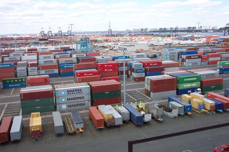 US Tariffs Surge to 27%, Highest Level in Over a Century