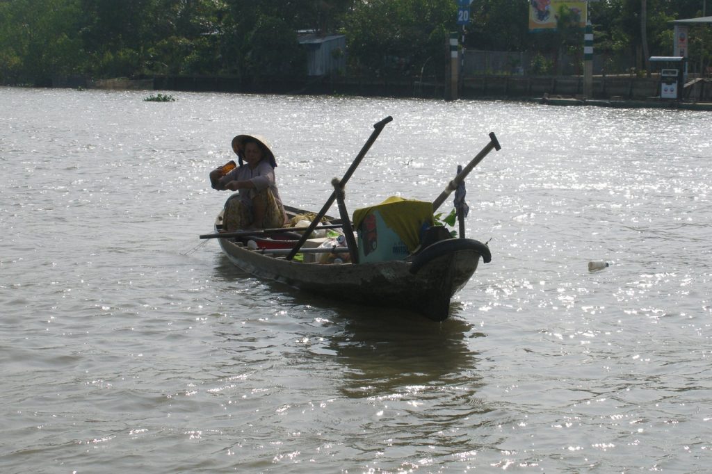 Vietnams Mekong Delta Faces Severe Saltwater Intrusion Crisis Threatening Agriculture