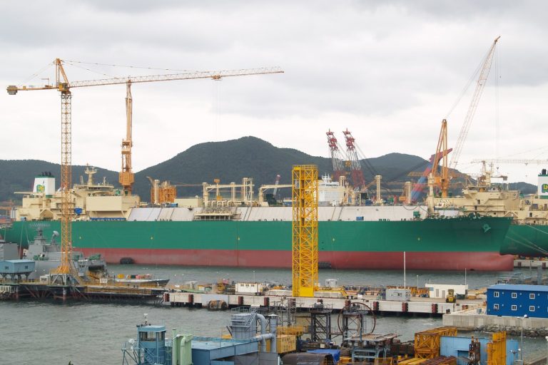 Hanwha Ocean Shipyard Accident Kills 1, Injures 1, 5 Missing