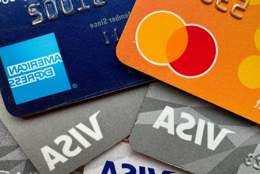 Thailand’s Credit Card Delinquency Hits 5-Year High