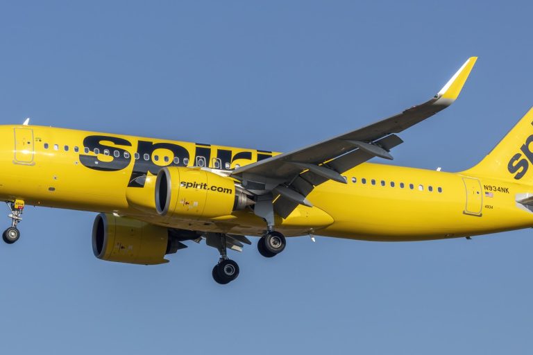 Spirit Airlines Ceases Operations Due to Financial Difficulties and Oil Costs