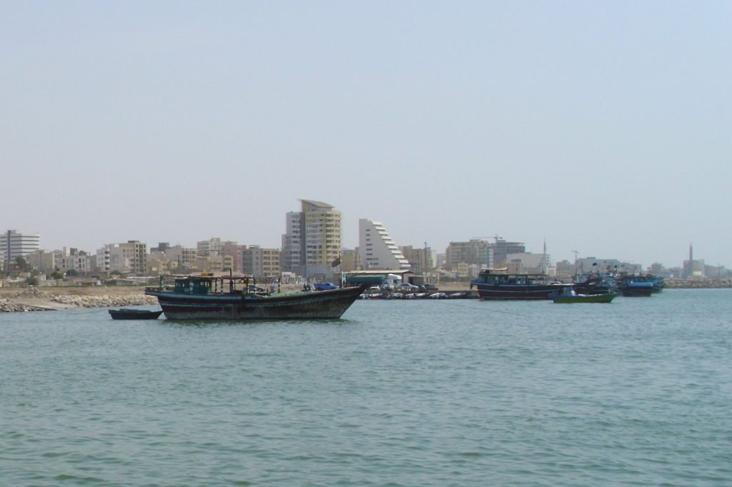 Iranian Ports Offer Support Services to Ships in Strait of Hormuz