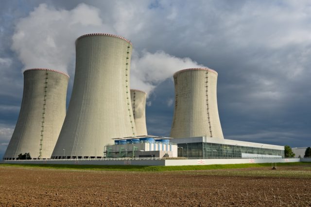 Russia Evacuates 198 Staff from Iran Nuclear Plant After Fatal Airstrike