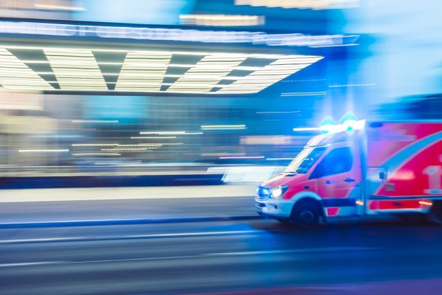 Cato Ridge Crash Kills Five, Injures One; Cause Under Investigation Emergency responders at the scene of a single-vehicle crash on a winding road in Cato Ridge, KwaZulu-Natal.