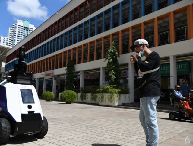 Toa Payoh Robot Police Patrol