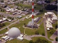 US Scientists Unveil Clean Hydrogen Production Method Researchers in a laboratory setting examine a catalyst used for clean hydrogen production without fossil fuels.