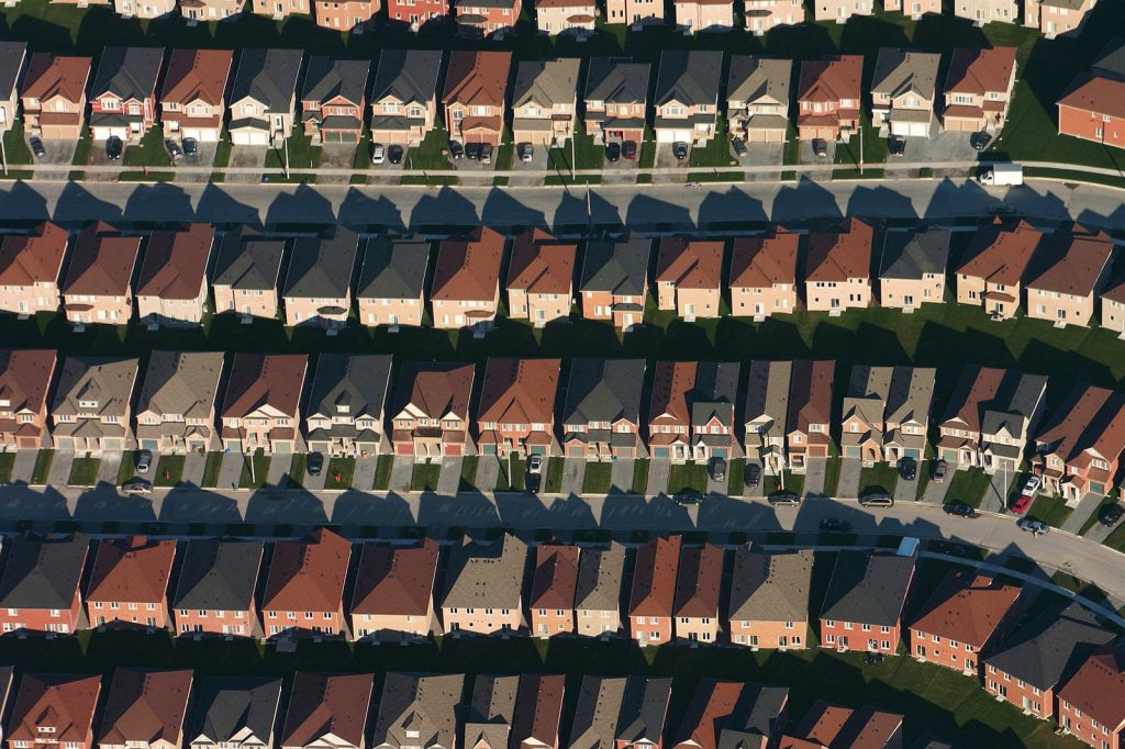 Survey Shows Canadian Homebuyer Sentiment Evenly Split on Timing