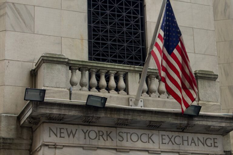 NYSE Margin Debt Hits Record $1.42 Trillion as Financing Costs Rise