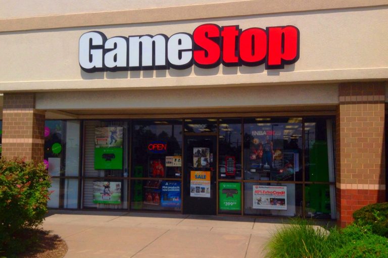 Gamestop Frenzy: Retail Investors, Robinhood, and Market Volatility