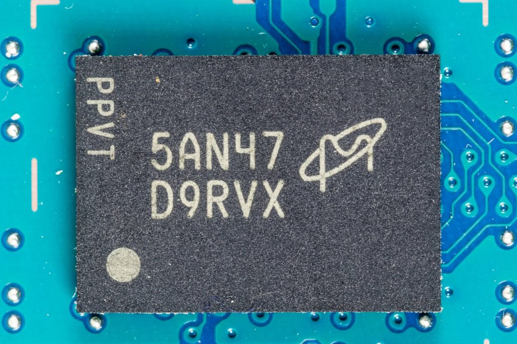 Alphabet or Micron: Which AI Bet Offers Stronger Long-Term Value?