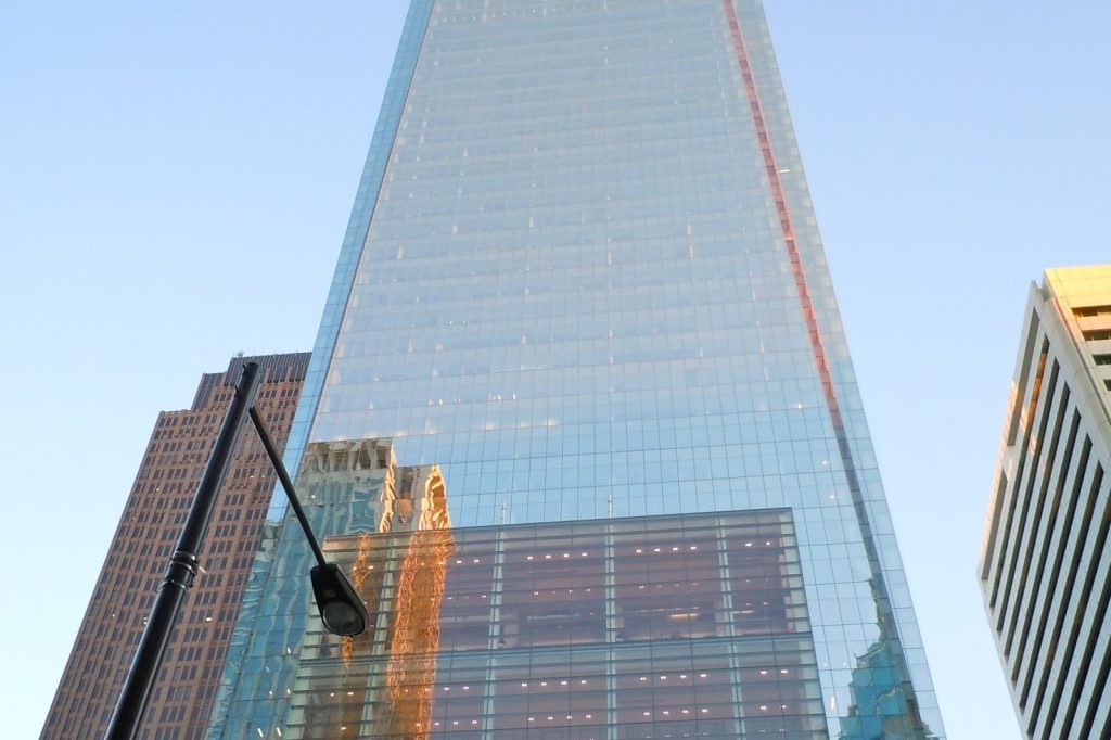 Vertical mergers: Comcast-NBC, News Corp-DirecTV spark antitrust debate