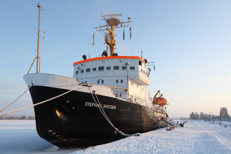 Economic Impact: Arctic Cargo Volumes and the Cost of Delays