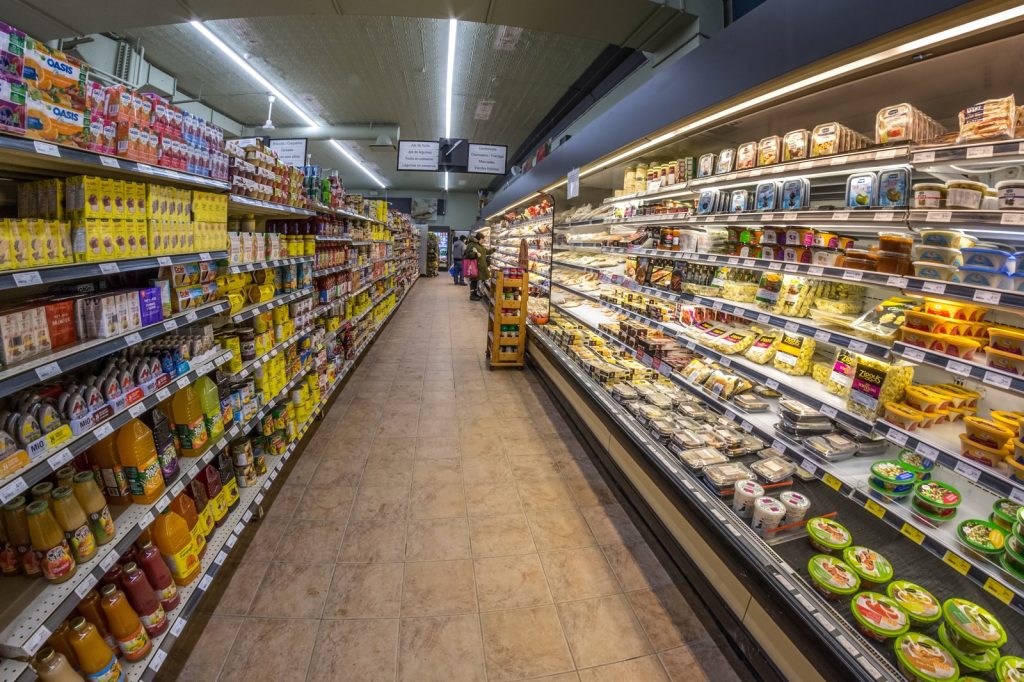 Americans cut grocery purchases for sixth straight month