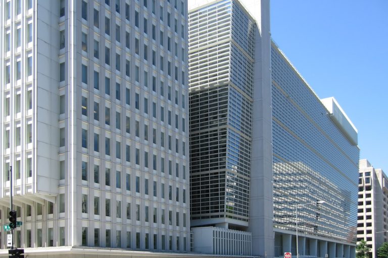 “Automation Reshapes Labor Markets, World Bank Finds”