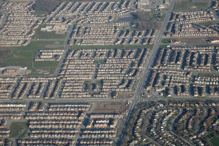 Sun Belt Rental Prices Drop Despite Population Surge