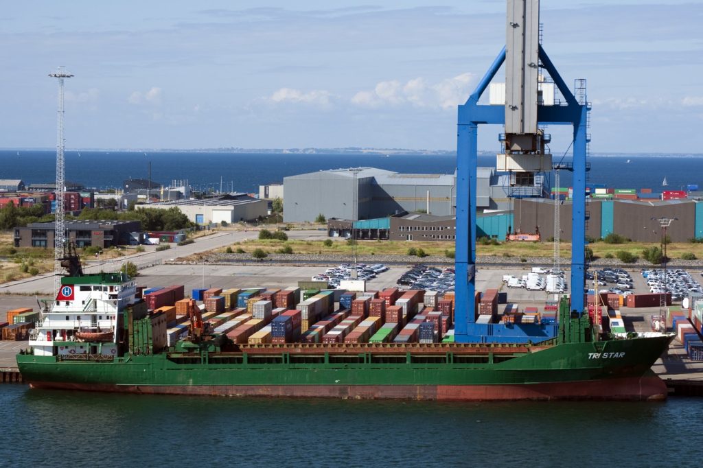 Tariffs Impact on Consumer Prices: Mechanism Explained