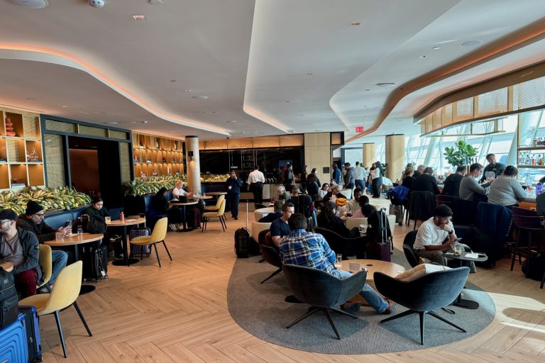 American Express, Chase expand luxury lounge rivalry beyond airports