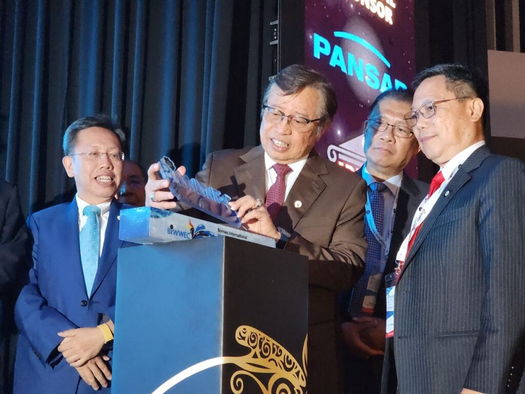 Sarawak targets revenue of RM11bil by 2023