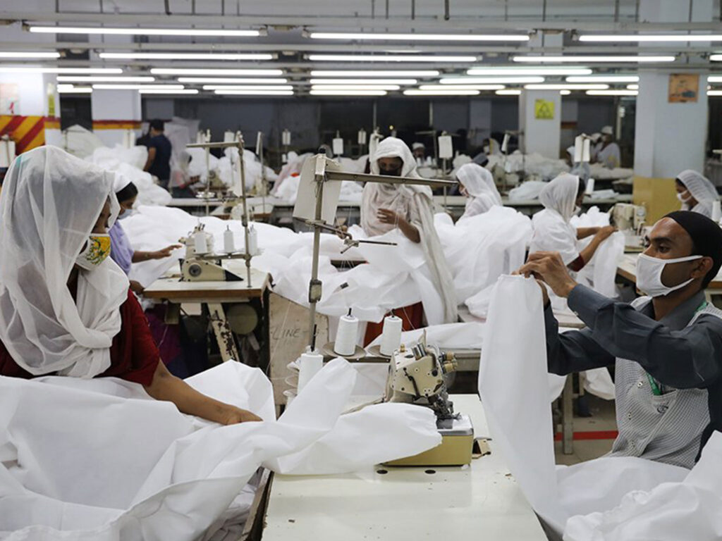 More Bangladeshi workers at risk as apparel industry collapses