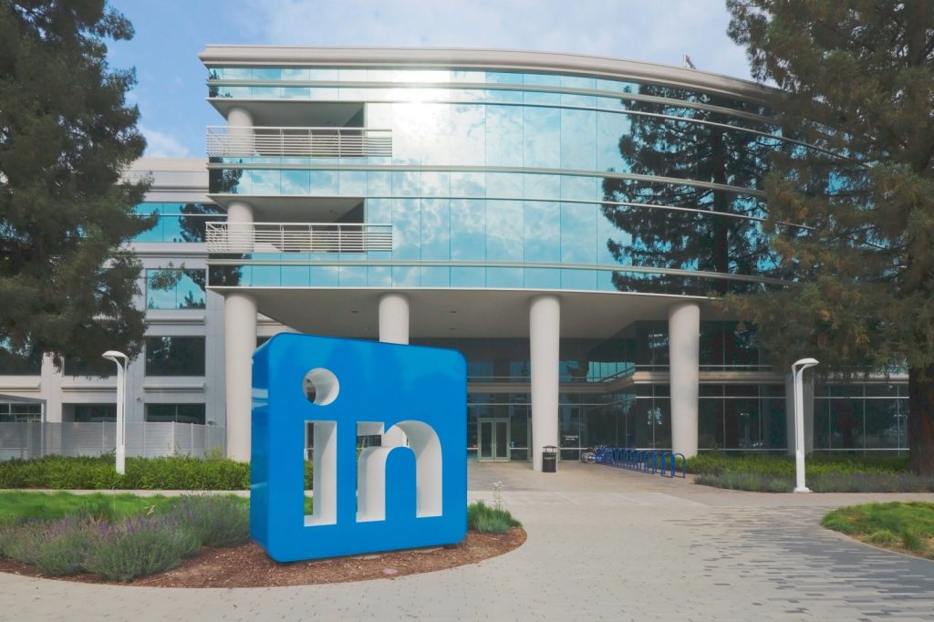 Investigator Finds 60,000 Fake LinkedIn Job Listings Over Two Years
