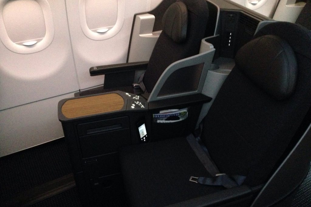 Best Ways To Book American Airlines Business Class [Step-by-Step]