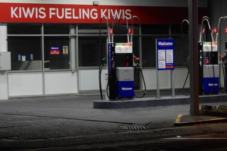 New Zealand Trade Terms Plunge 9% as Fuel Costs Surge 79%