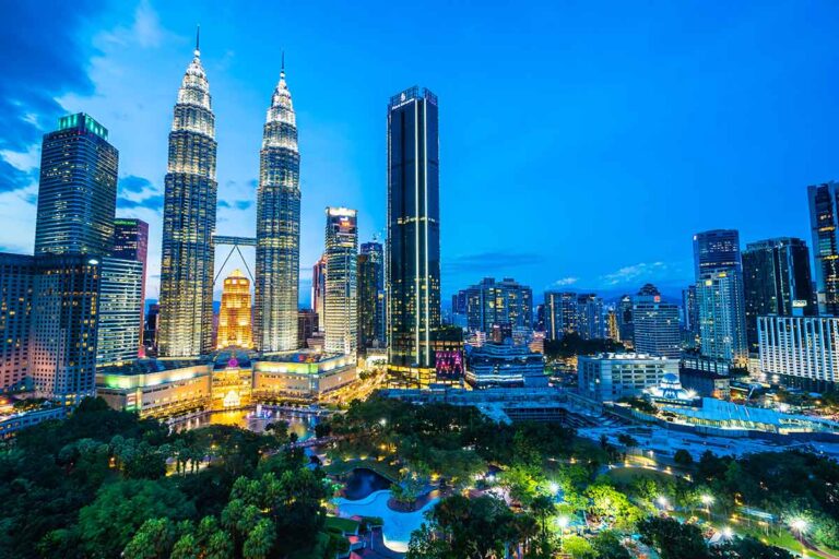 Malaysia’s Consumer Sector To Remain Robust Through This Year Ahead