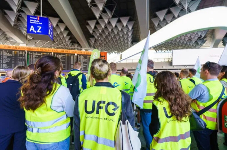 Lufthansa Strike Threatened After Arbitration Talks Collapse Suddenly
