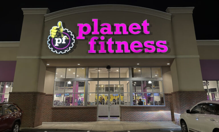 Planet Fitness Stock Falls After Class Period, Lawsuit Filed
