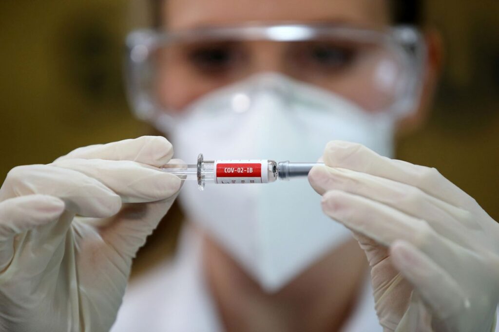 Pharmaniaga embarks on plan to supply Sinovac to state govt, private sector