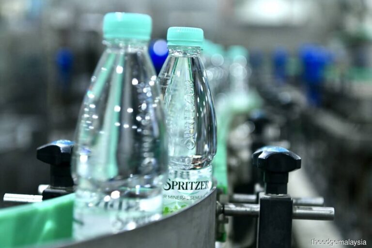 Spritzer Berhad Boosts Bottle Output to 900 Million