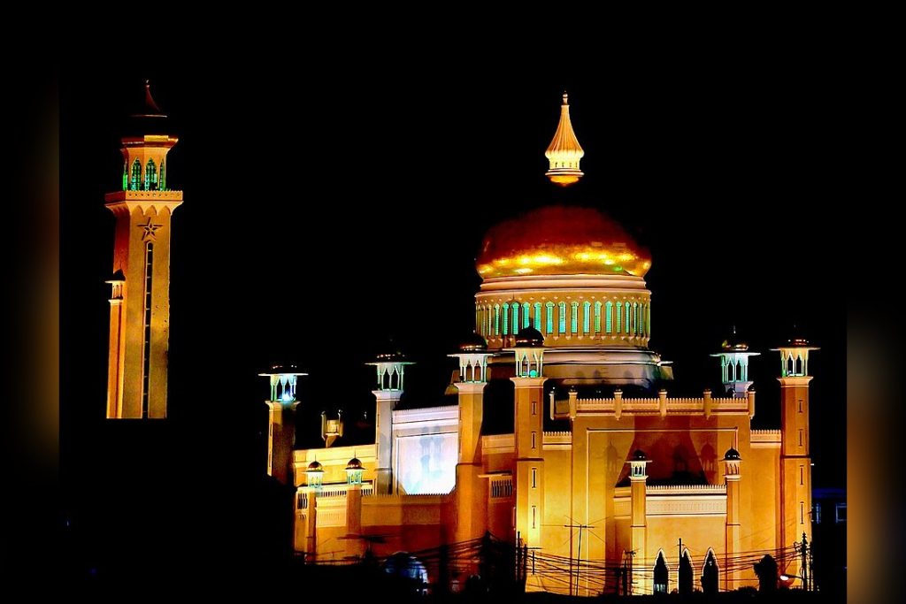 Brunei Night Skyline Sultan Omar Ali Saifuddien Mosque