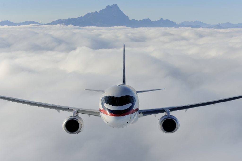Jet Fuel Hits Record $4.90 a Gallon, Pushing Holiday Airfares to 10-Year Highs